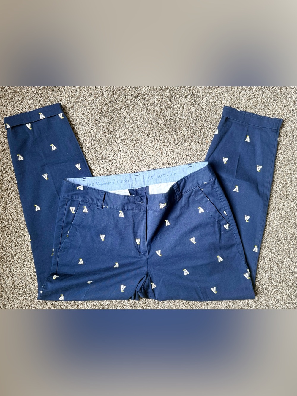 Talbots “The Weekend Chino” Embroidered Sailboat 3/4 Pants